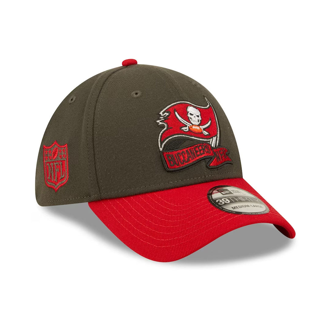 New Era - 39Thirty 2022 Sideline Flex Fit Tampa Bay Buccaneers
